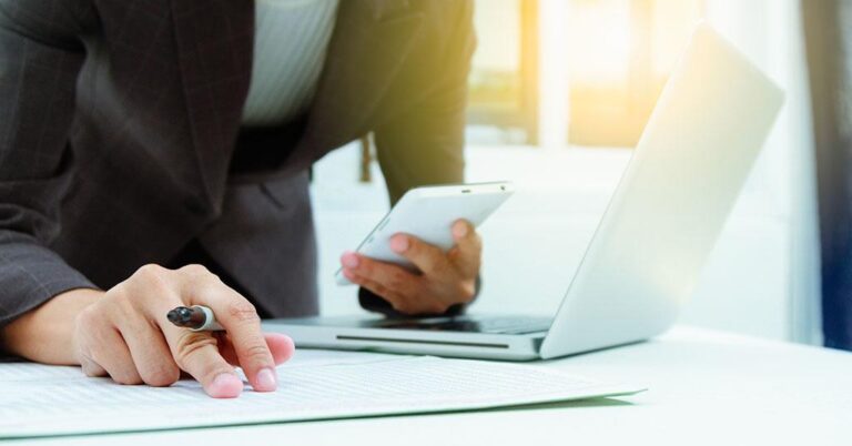 evaluate business management documents
